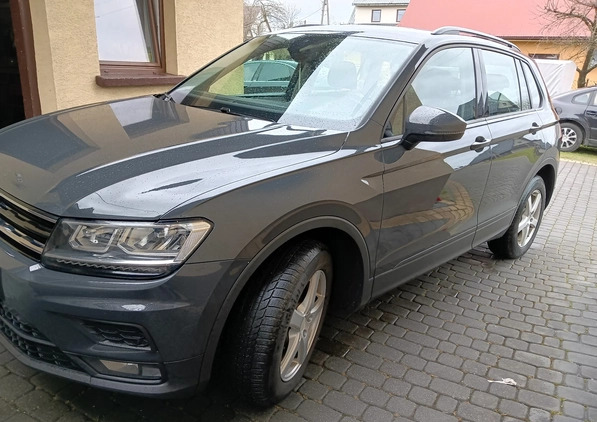 Volkswagen Tiguan cena 77900 przebieg: 232000, rok produkcji 2018 z Pilzno małe 92